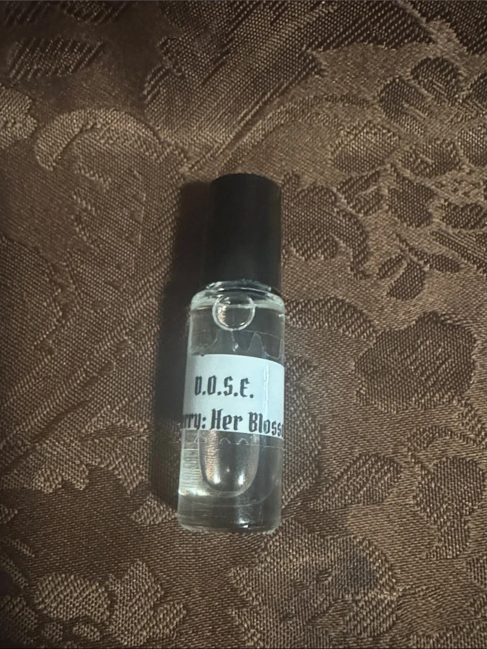 D.O.S.E. Ladies & Unisex Compact Long Lasting Fragrance Sample Vials Rollerball